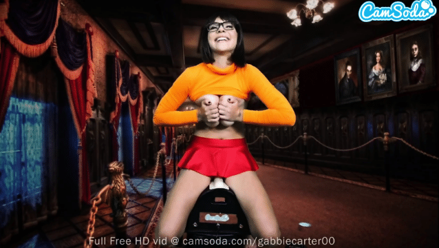 Gabbie Carter Cosplay As Velma